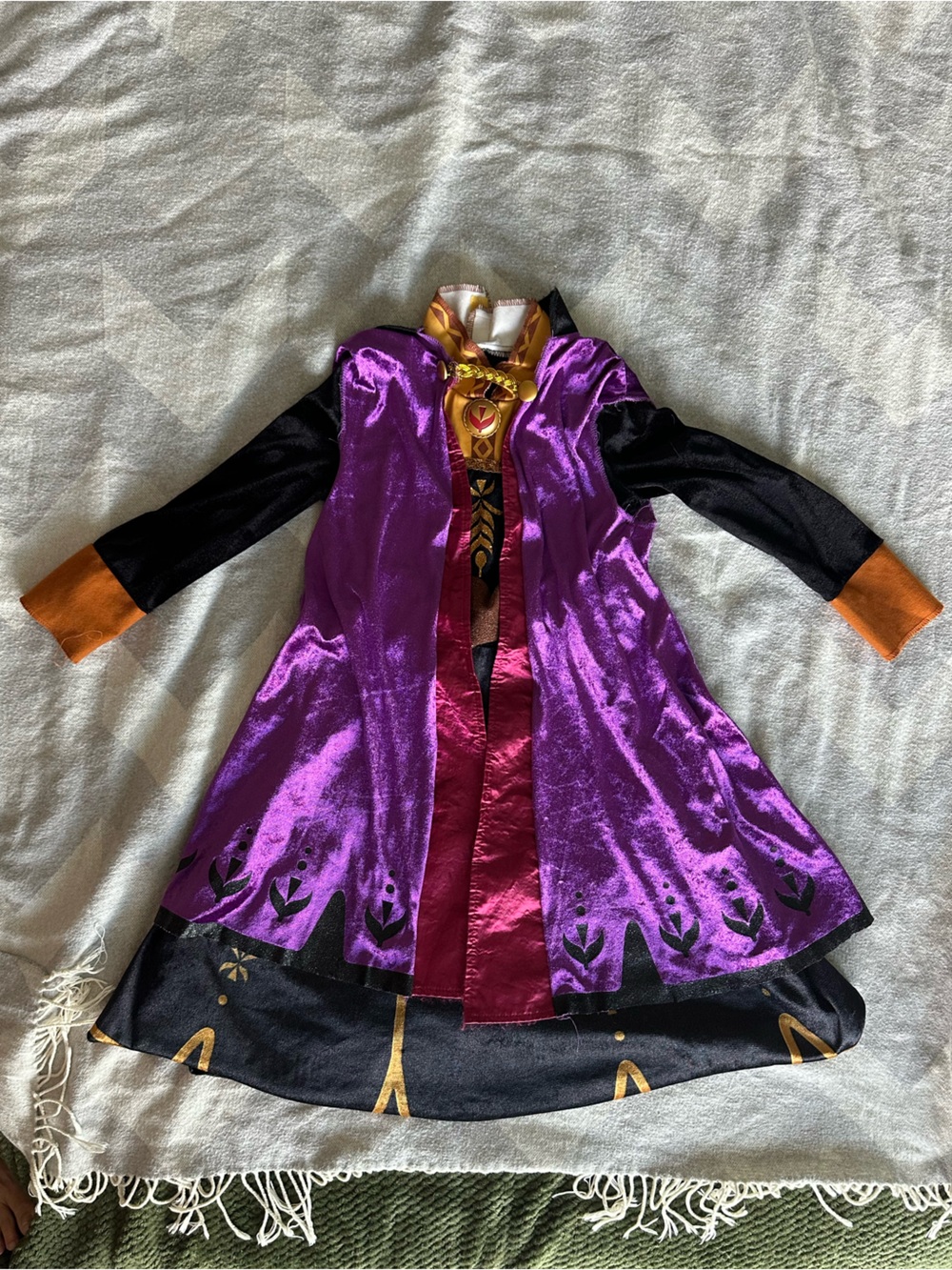 Disney’s Frozen 2 Anna Dress Girls' size Small 4-6